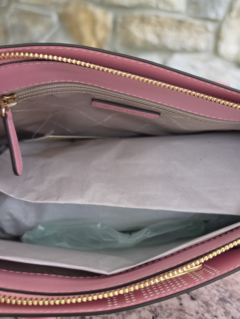 Michael Kors Sheila Medium Pink Satchel - Picture 5 of 8